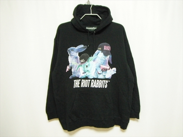 【LPN61】美中古品★MILKBOY ミルクボーイ スウェットパーカー THE RIOT RABBITS フリーサイズ ユニセックス オーバーサイズ ビッグサイズ_画像1