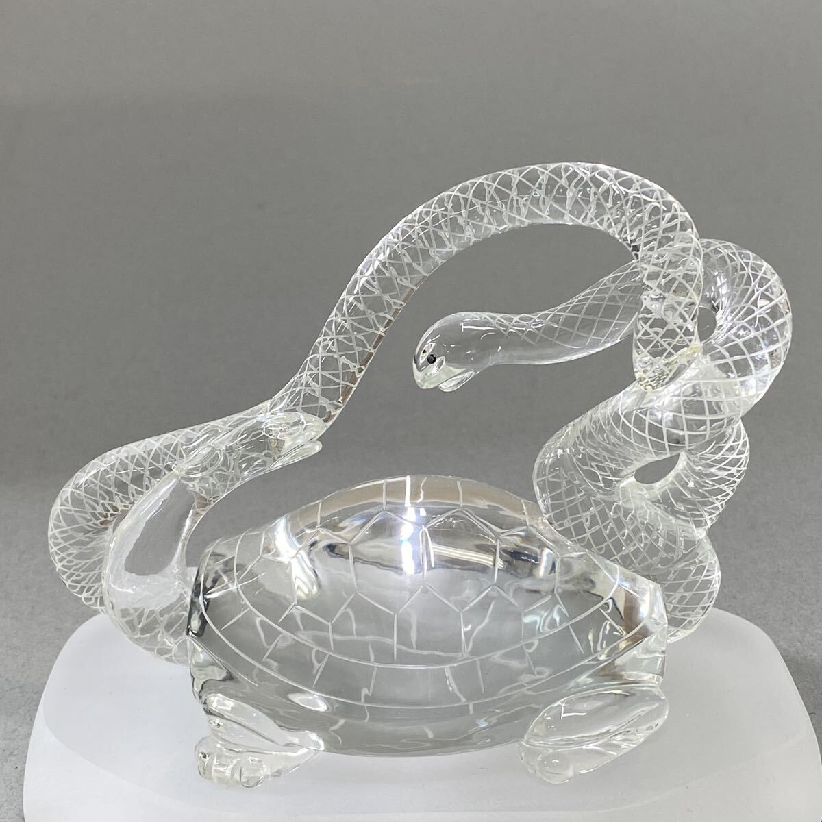 Ok1 【四神 玄武】伝統的工芸品 甲州水晶貴石細工伝統工芸士 米長朝喜 作 水晶 美術工芸品 箱付 _画像3