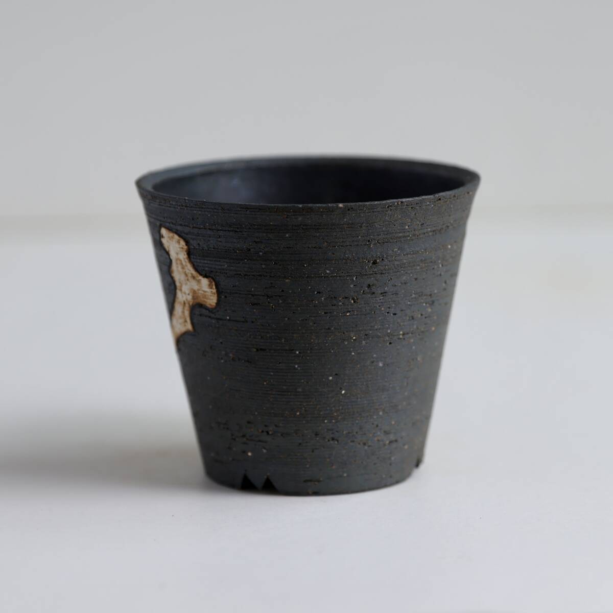 Invisible ink / MUD N DUST THE CUP “BONE” SMOKE AND DUSK EXTRA SMALL XS / invisibleink インビジブルインク 鉢 植木鉢 ポット_画像4
