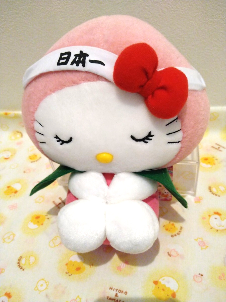 激レア　キティ　岡山限定　桃太郎バージョン　ぬいぐるみ　2006年　タグ付き未使用品_画像2