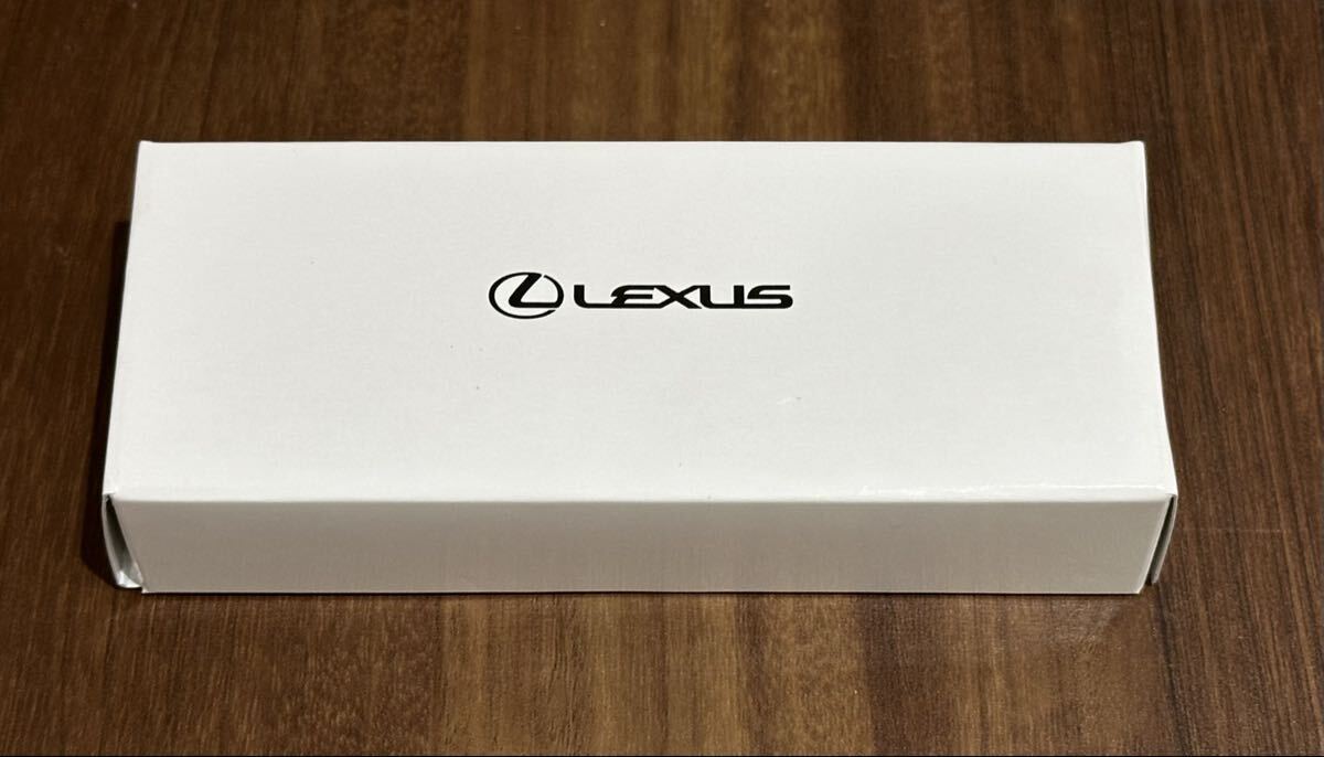 レクサス LEXUS 純正 本革製キーホルダー レッド 赤 ループ 送料無料 希少品 新品未使用品_画像8