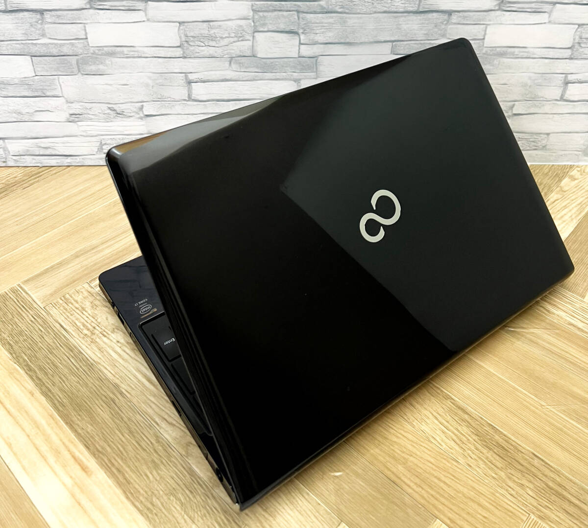 極上品/新型Window11搭載/富士通/爆速5世代CPU/カメラ/高速新品SSD256GB/驚異の８GBメモリ/DVD焼き/オフィス/ソフト多数！_画像6