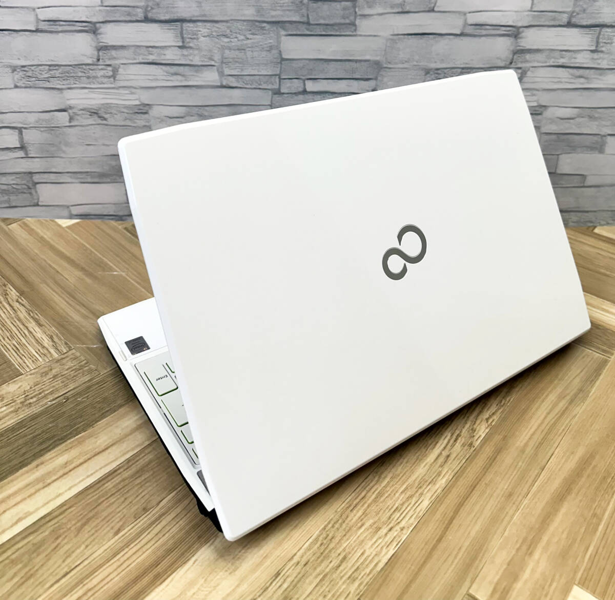 極上品/新型Window11搭載/富士通/爆速Core-i7搭載/カメラ/高速新品SSD512GB/驚異の16GBメモリ/ブルーレイ/DVD焼き/オフィス/ソフト多数_画像6