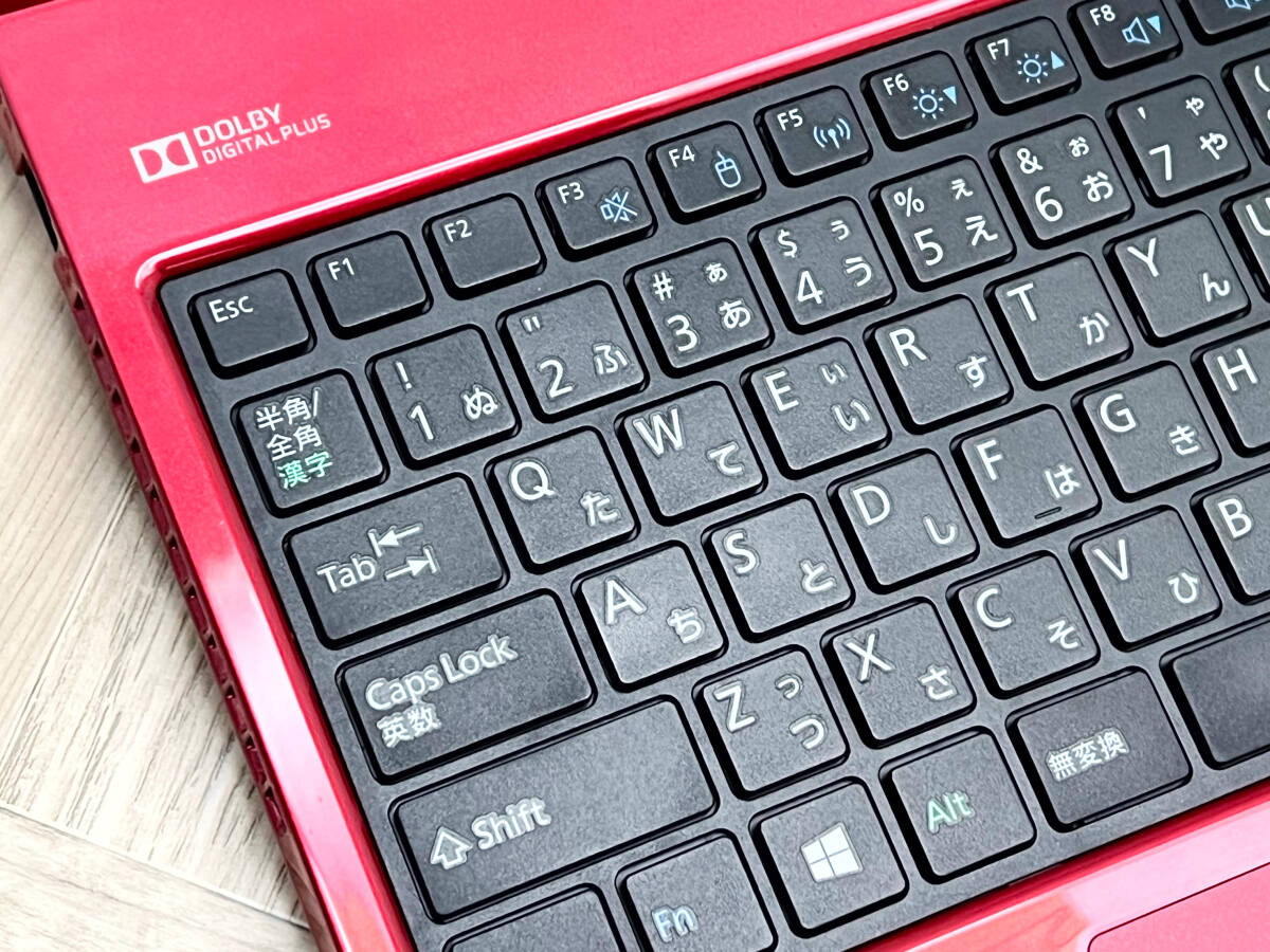 極上品/新型Window11搭載/富士通/爆速5世代CPU/カメラ/高速新品SSD256GB/驚異の８GBメモリ/DVD焼き/ブルーレイ/オフィス/ソフト多数！_画像5