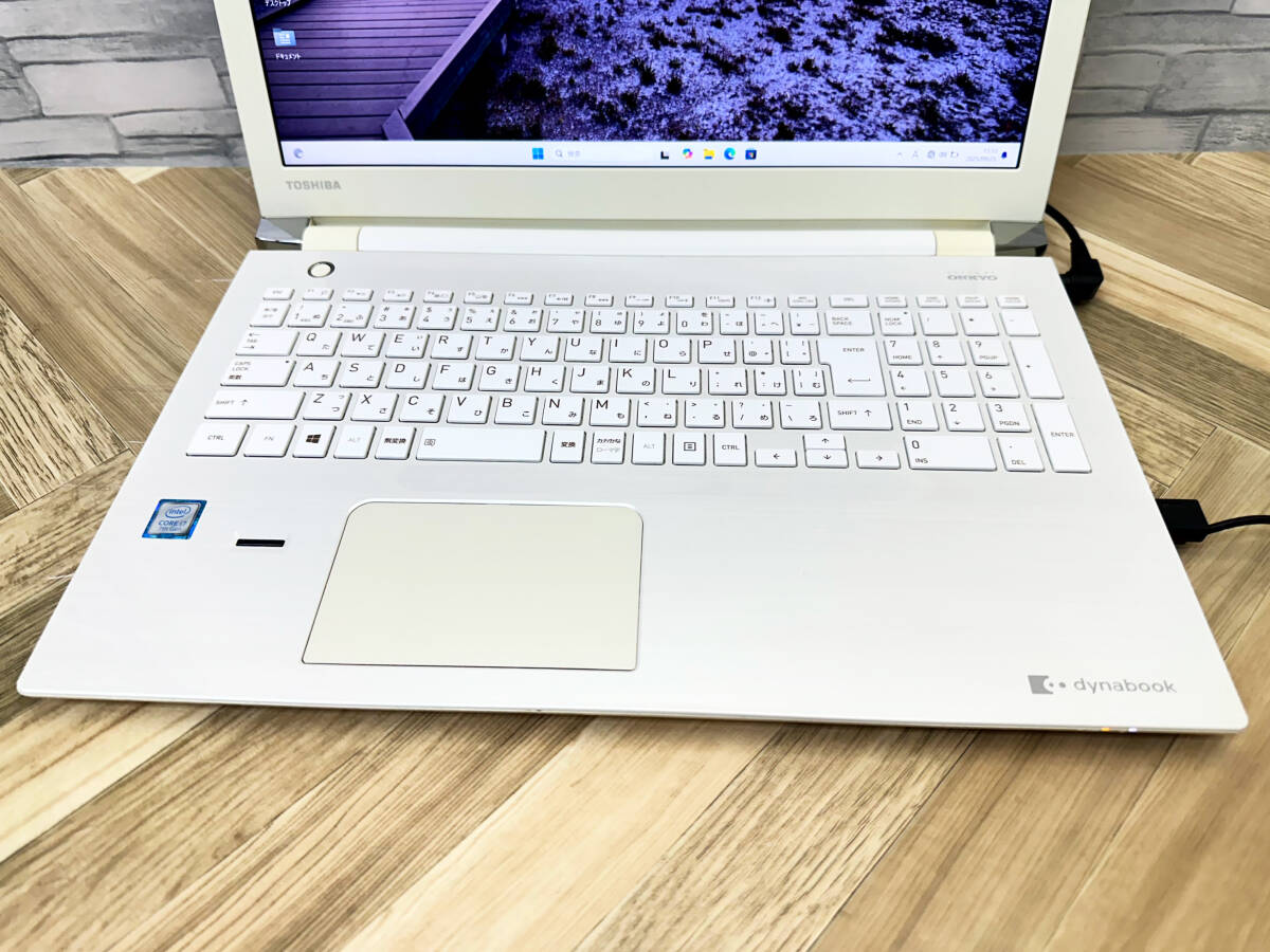 極上品/新型Window11搭載/東芝/爆速7世代CPU/カメラ/高速新品SSD256GB/驚異の８GBメモリ/DVD焼き/オフィス/ソフト多数！_画像3