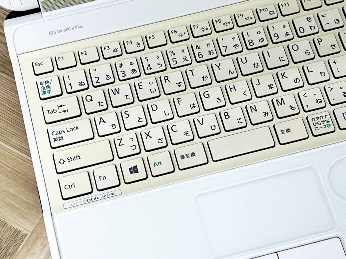 極上品/新型Window11搭載/富士通/爆速Core-i7搭載/カメラ/高速新品SSD512GB/即決１６GBメモリ/ブルーレイ/DVD焼き/オフィス/ソフト多数！_画像5