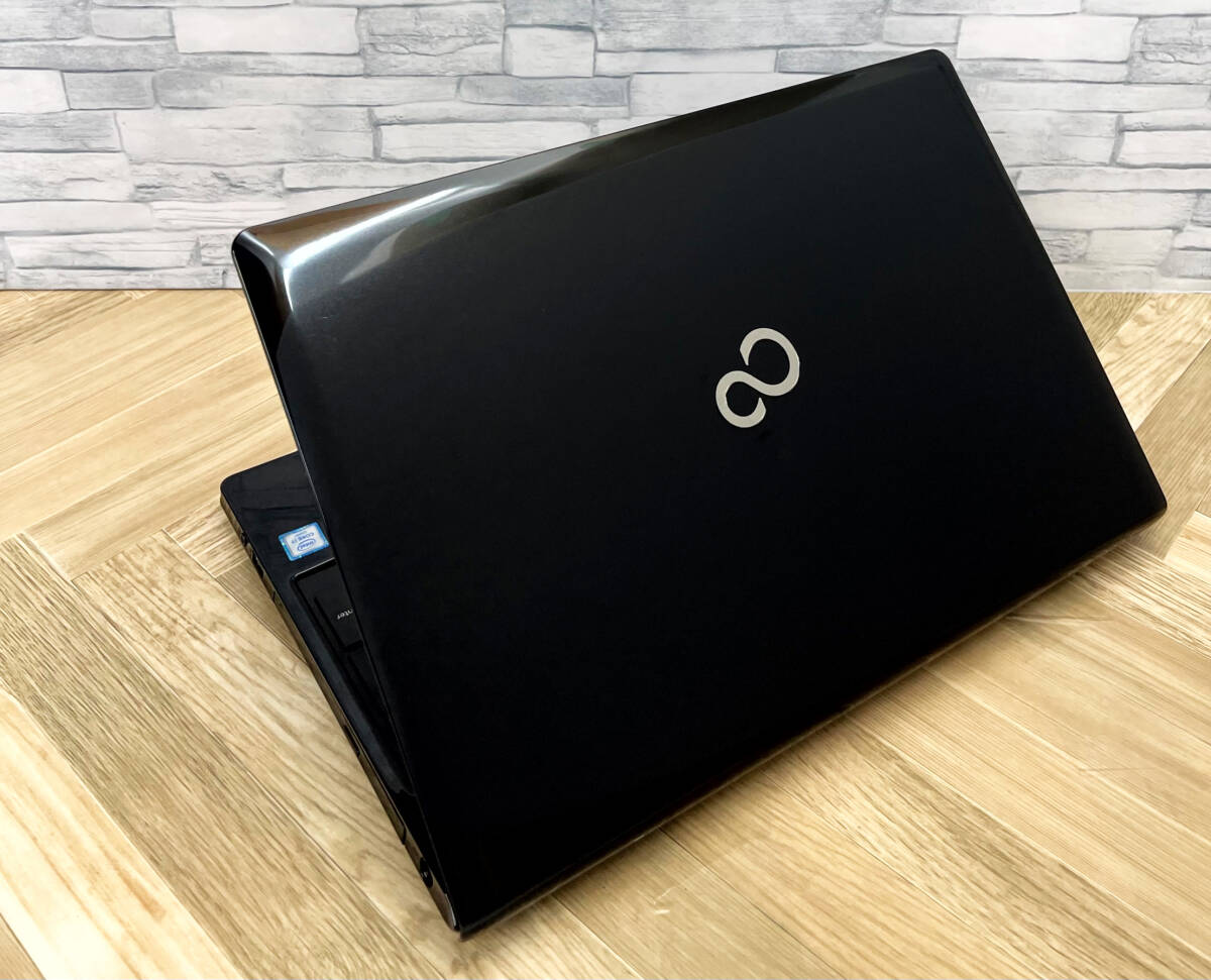 極上品/新型Window11搭載/富士通/爆速6世代CPU/カメラ/高速新品SSD256GB/驚異の８GBメモリ/DVD焼き/ブルーレイ/オフィス/ソフト多数！_画像6