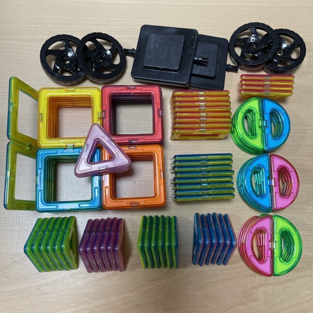 【タイヤセット】100P 人気 マグネットブロック 知育玩具 親子時間 子供 プレゼント 夢中 モンテッソーリ 楽しい_画像10