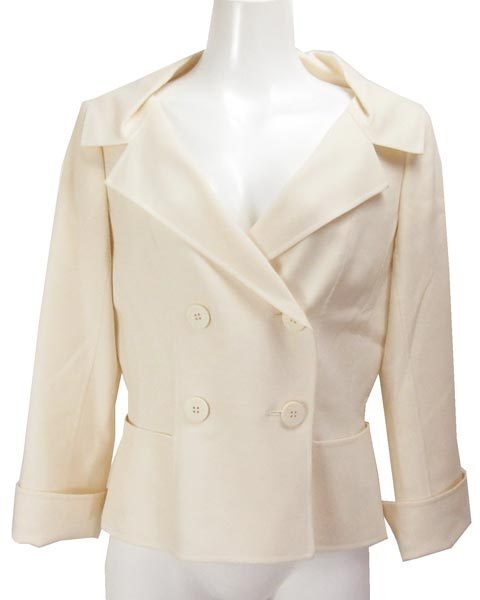 Foxey FOXEY off белый жакет 42 Foxey FOXEY off белый жакет 42