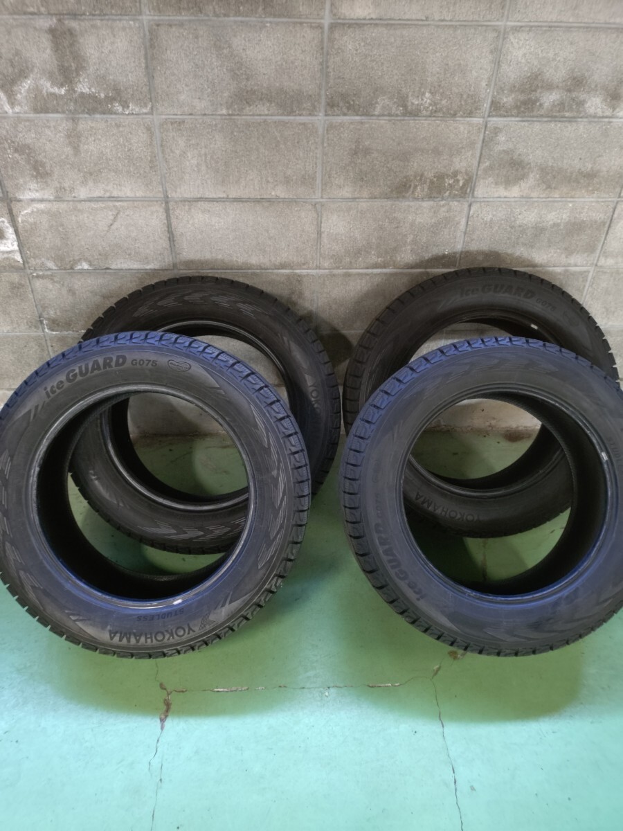 バリ山　YOKOHAMA　G075 235/60/18 CR-V等に_画像1