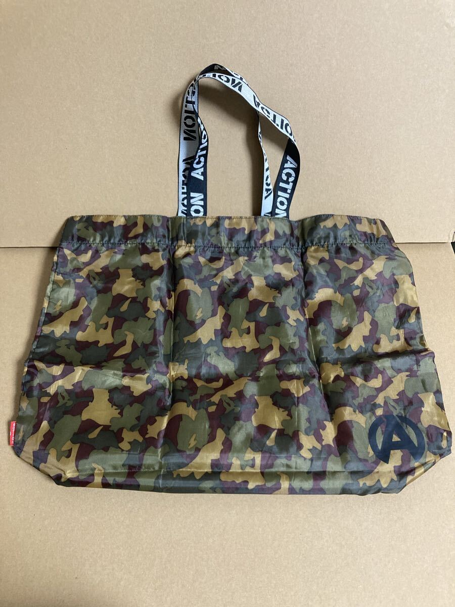 B'z LIVE-GYM Pleasure 2008 ACTION ナイロントート 迷彩柄_画像1