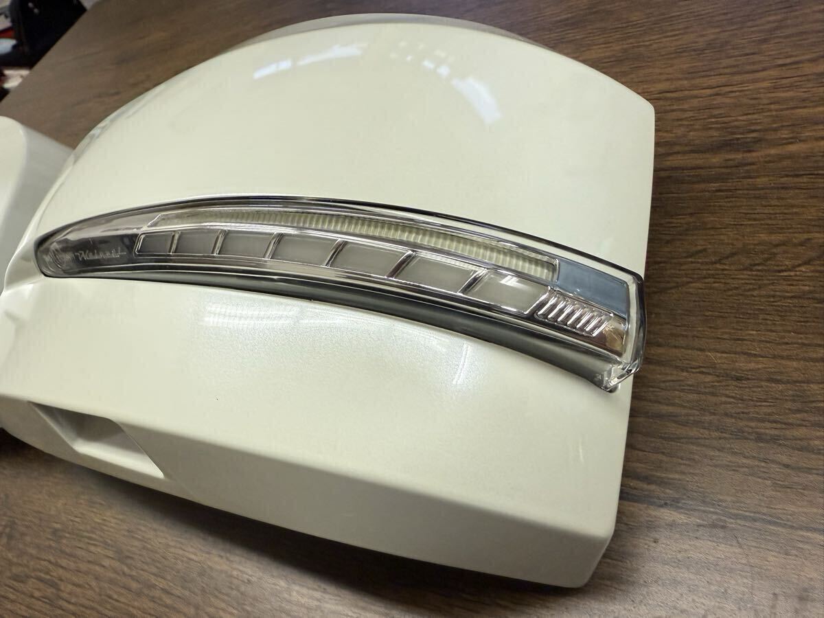 ヴァレンティ ジュエル LED シーケンシャルドアミラー ウィンカー 200系 ハイエース レジアスエース valenti jewel ミラーカバー_画像4