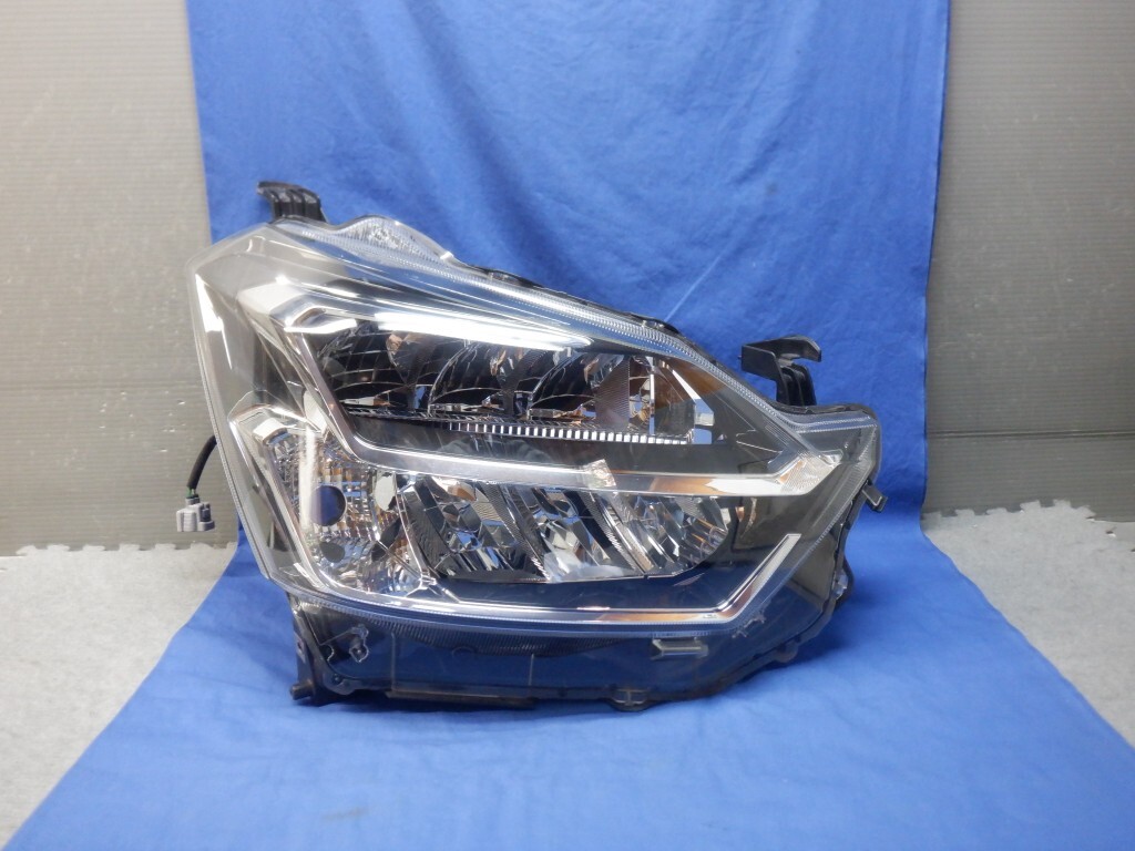 ミライース　LA350S/LA360S　右ヘッドライト　LED　100-69042 (Z4050)_画像1