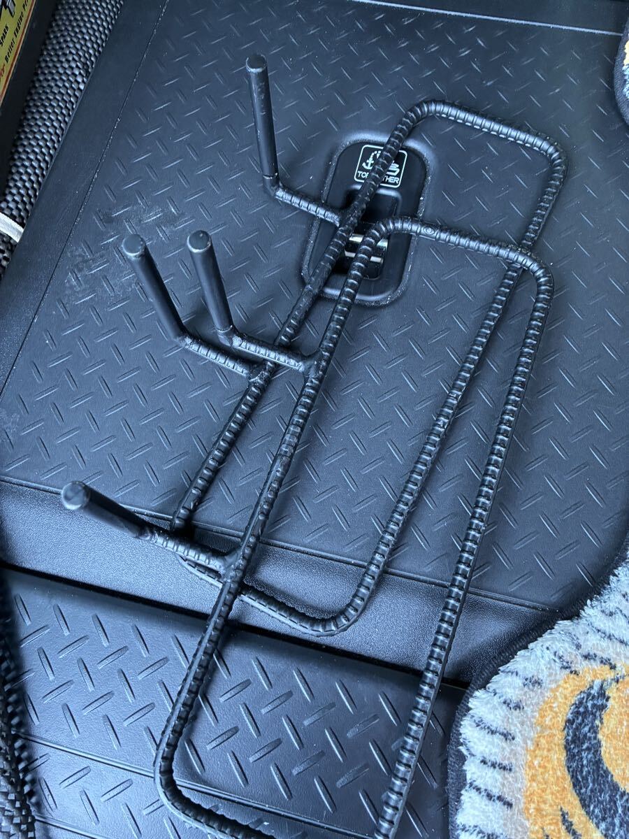 ジムニー　荷崩れ防止ヘッドレスト　jb64 jb74 ラゲッジ　後部座席2席(２個セット)_画像1