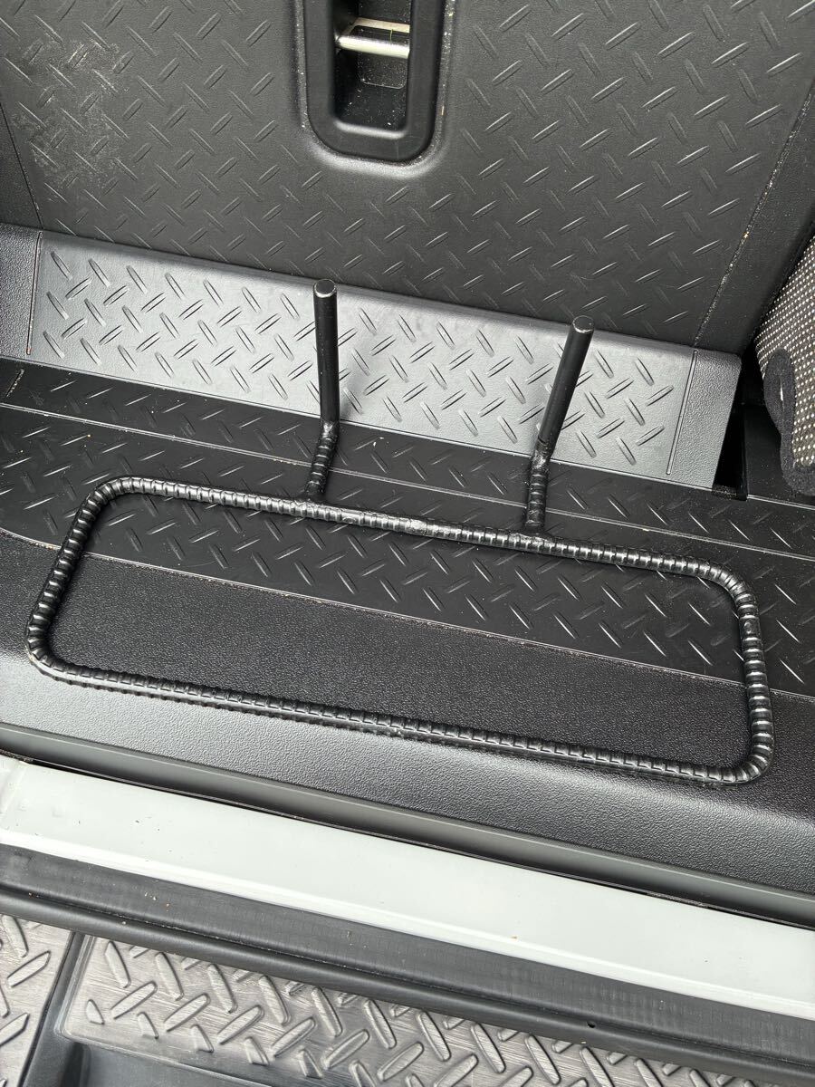 ジムニー　荷崩れ防止ヘッドレスト　jb64 jb74 ラゲッジ　後部座席2席(２個セット)_画像2