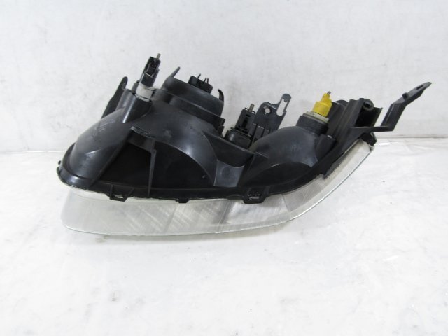 *[25G+KF2] Escape Ford EP3WF правая передняя фара правая фара [E104-51030]