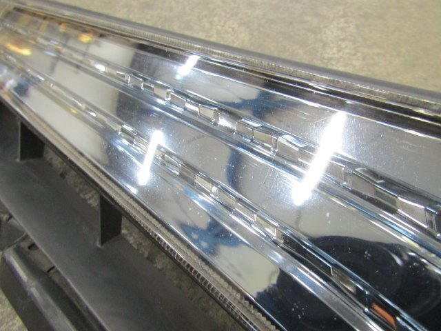 [25V+H2] ホンダ GP2 フィットシャトル フロントグリル ラジエターグリル クリアレンズ [71121-TF9-003]_画像3