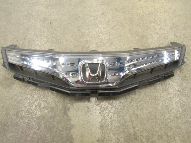 [25V+H2] ホンダ GP2 フィットシャトル フロントグリル ラジエターグリル クリアレンズ [71121-TF9-003]_画像1