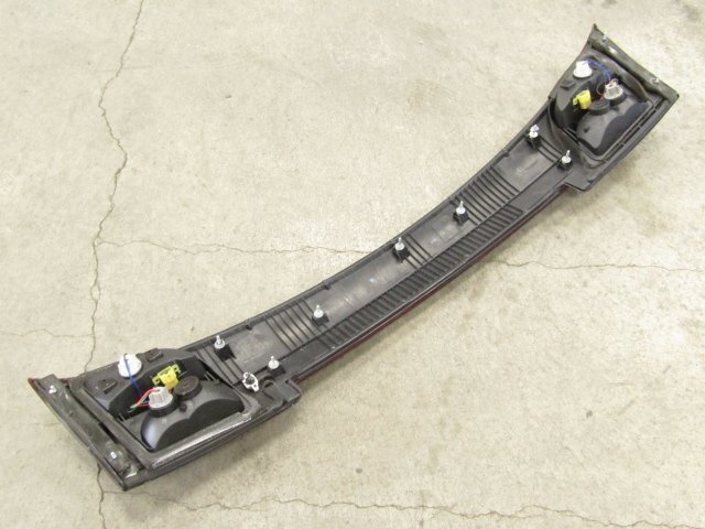 【個人宅配送不可】[45V P4］スバル BH5 レガシィ リアガーニッシュ フィニッシャー【ICHIKOH-4835B】_画像7