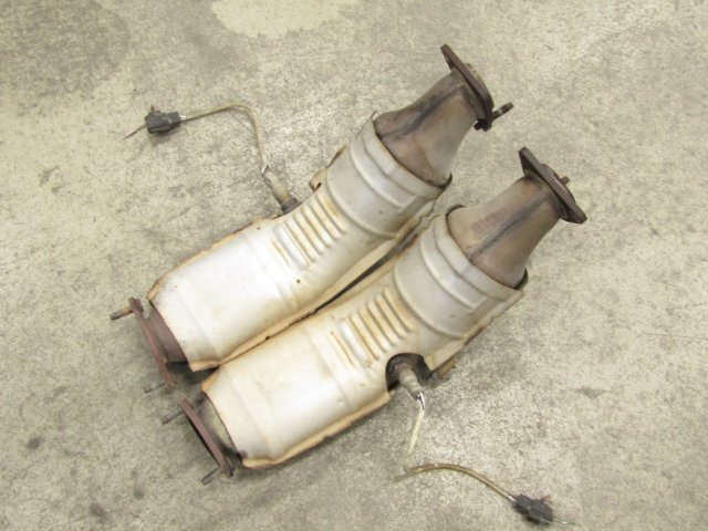 [95V+EE脇] 日産 V36 スカイライン 触媒 VQ25HR コンバーター キャタライザー ※素材用_画像1