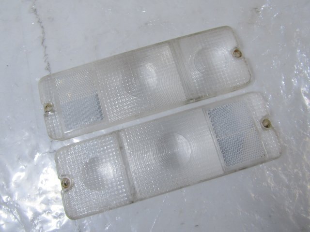 [17W+EE1] スズキ キャリー V-DD51T クリアレンズ テールライト テールランプ 左右セット_画像1