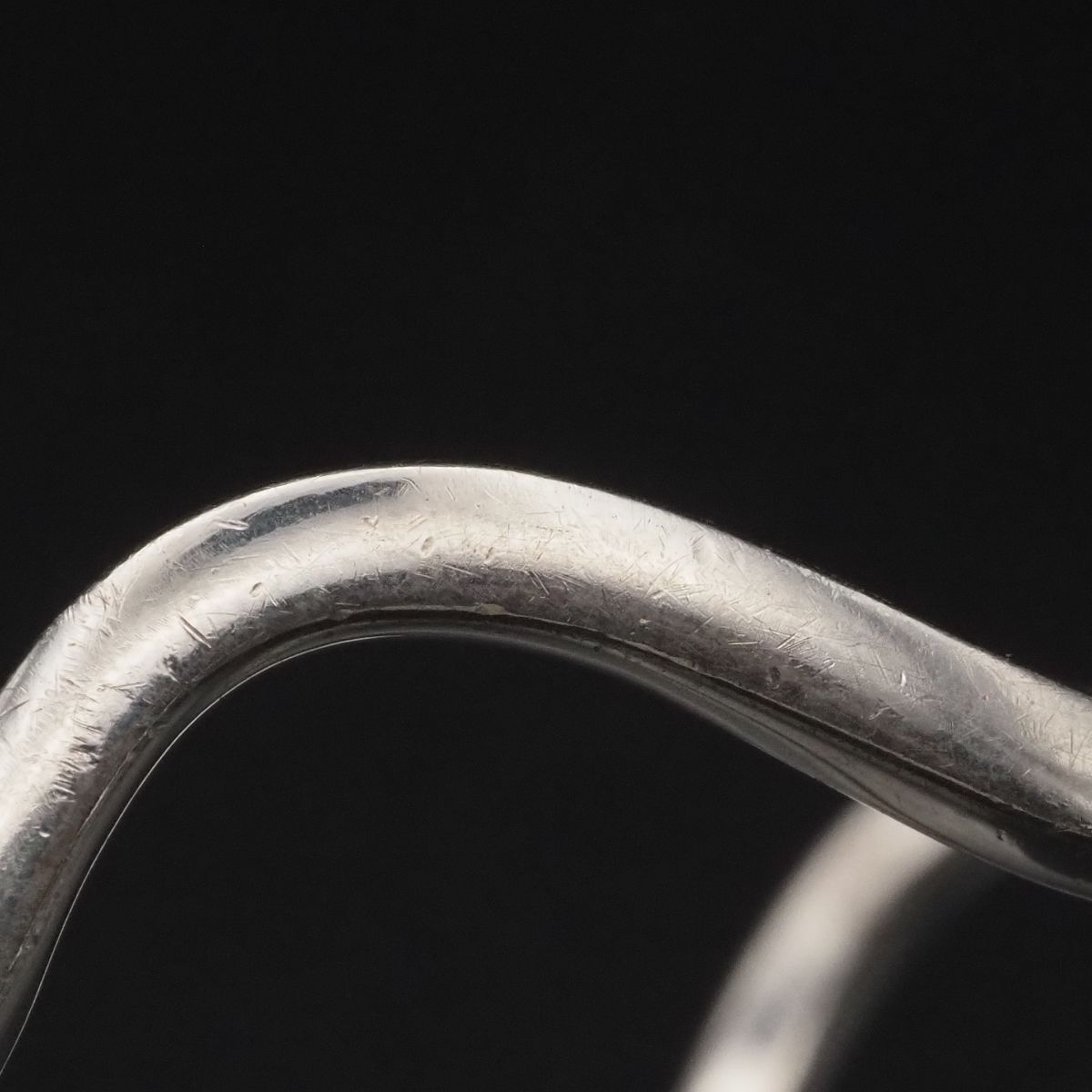 H430 アルズニ? ALZUNI? AZ950刻印 バングル デザイン シルバー 腕輪_画像6