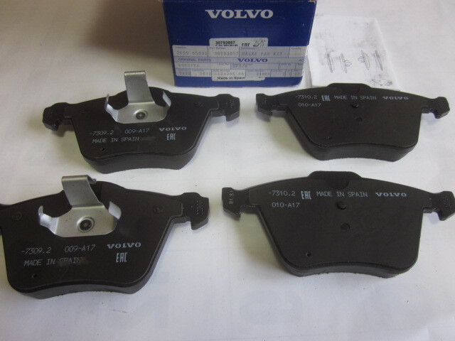 ☆ 30793857 新品 未使用 ボルボ 純正 フロント ブレーキパッド VOLVO V60 S80 V70 XC60 V60CC S60 純正新品 純正品 ☆_画像1