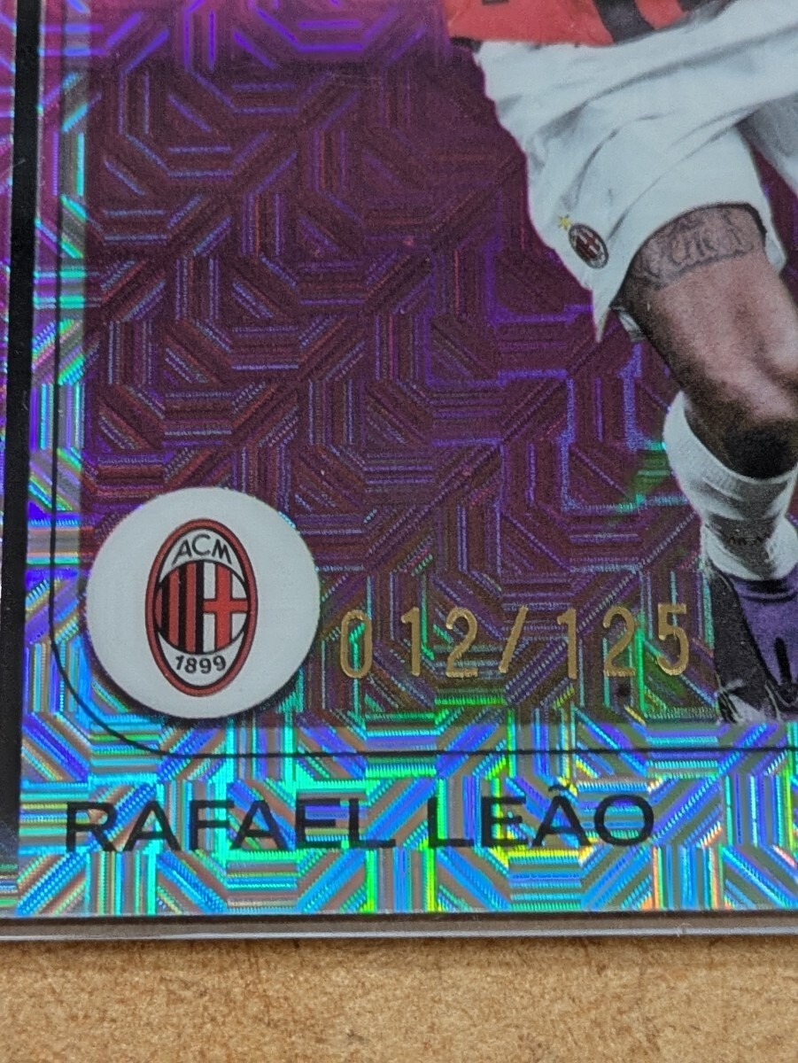 ラファエル・レオン【SOCCER 2025 TOPPS UEFA JAPAN EDITION】RAFAEL LEAO #11 ベース フューシャモジョ 125枚限定_画像2
