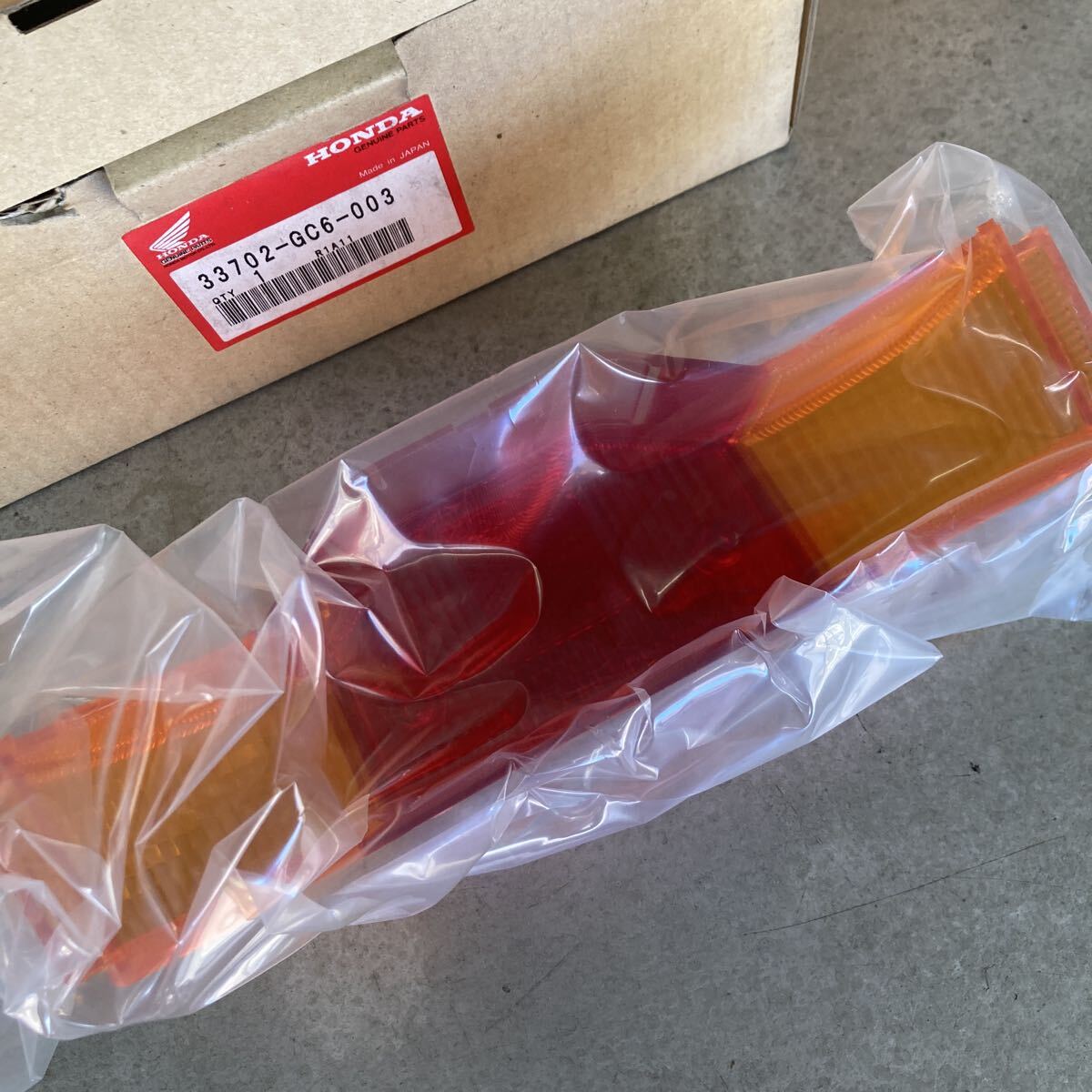 ホンダ モトコンポ MOTO COMPO　テールライトレンズ 　未使用 33702-GC6-003　No.2_画像3