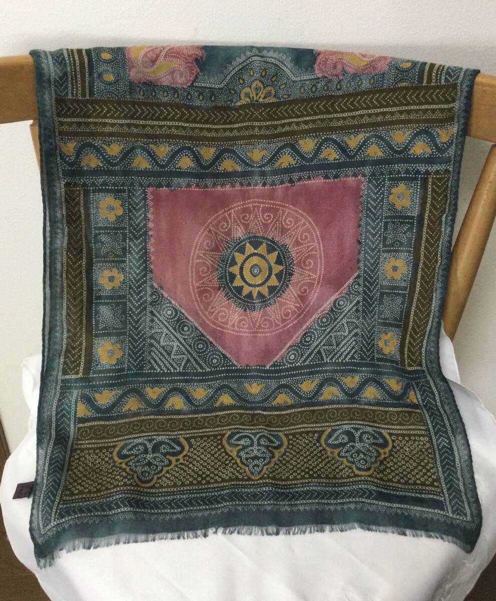 美品 ★ETROエトロ イタリア製　シルクストール スカーフ マフラー　クリーニング済み_画像4