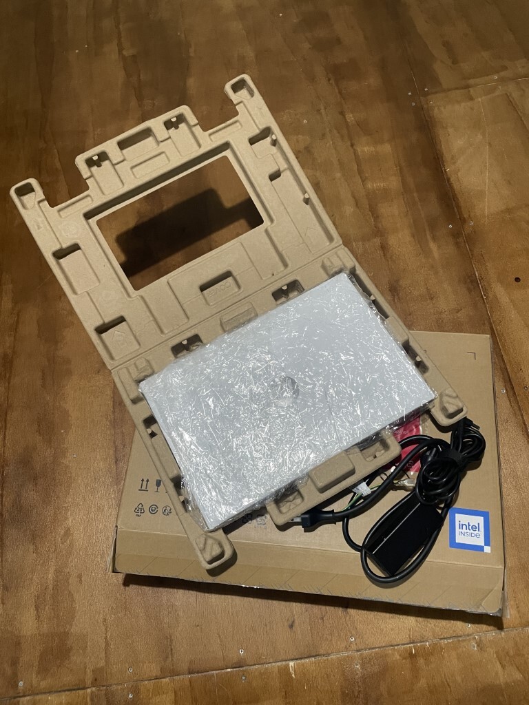 ★ HP Laptop Pavilion 14-dv0003TU スタンダード タッチディスプレイモデル 中古美品 ジャンク ★_画像9