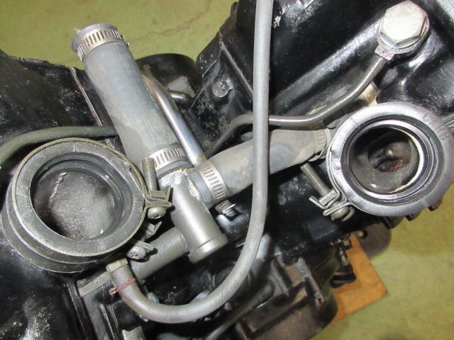 A7L12 VT250F エンジン クランキングOK MC08 O ※送料は着払いです。_画像9