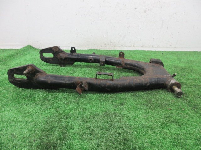 A7L24 スズキ SP370 スイングアーム O_画像1