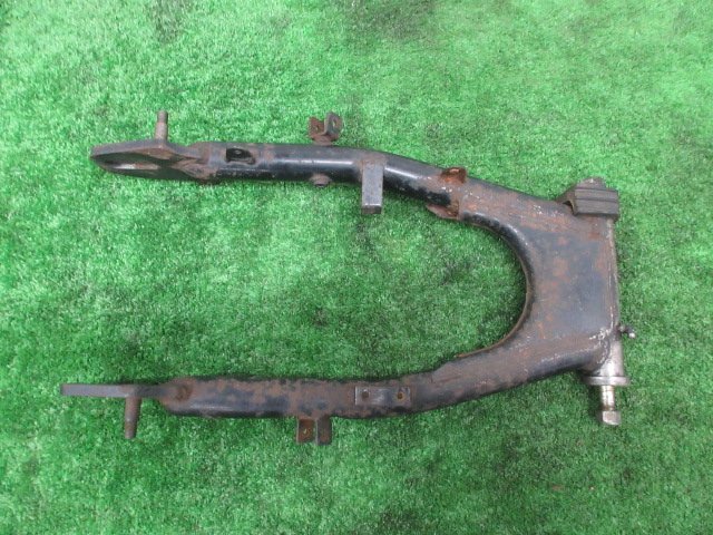 A7L24 スズキ SP370 スイングアーム O_画像2