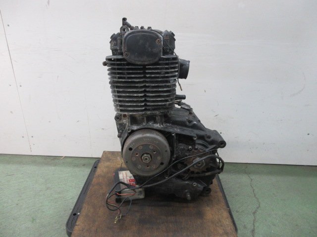 A7L24 スズキ SP370 エンジン クランキング不可 部品取り O ※送料は着払いです。_画像1