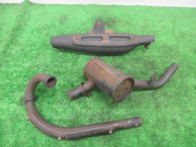 A7L24 スズキ SP370 マフラー O_画像1