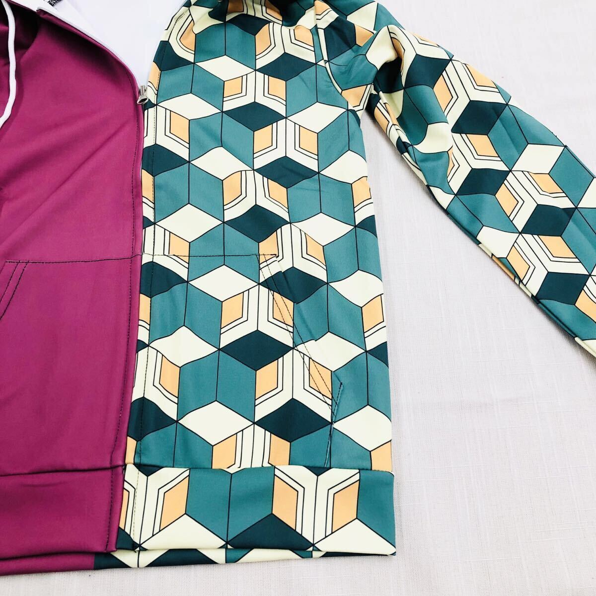 【新品】鬼滅の刃 パーカー 冨岡 義勇風 ジップアップパーカー XXS キッズサイズ110cm コスプレ 男女兼用_画像5