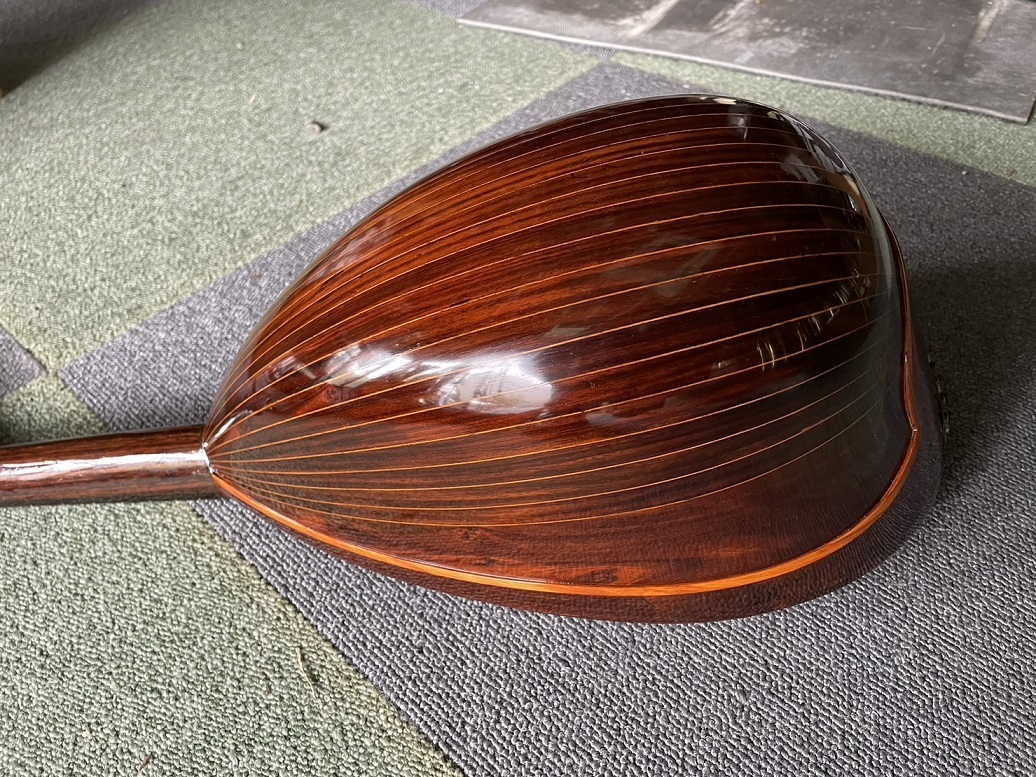  цвет che RAFFAELE CALACE мандолина 