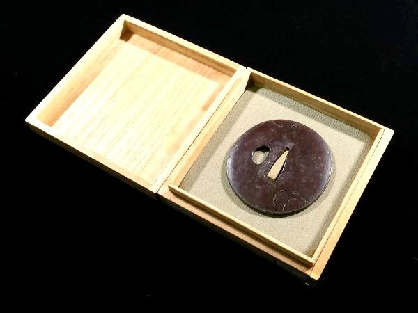 . передний доверие страна ... серия последний. меч Takumi . делать чёрный рисовое поле ... рука [ доверие страна ( flat .). прямой ]. шедевр металлический тест выдающийся меч Takumi гарда меча цветок map .[ дешево цена . departure ]d046