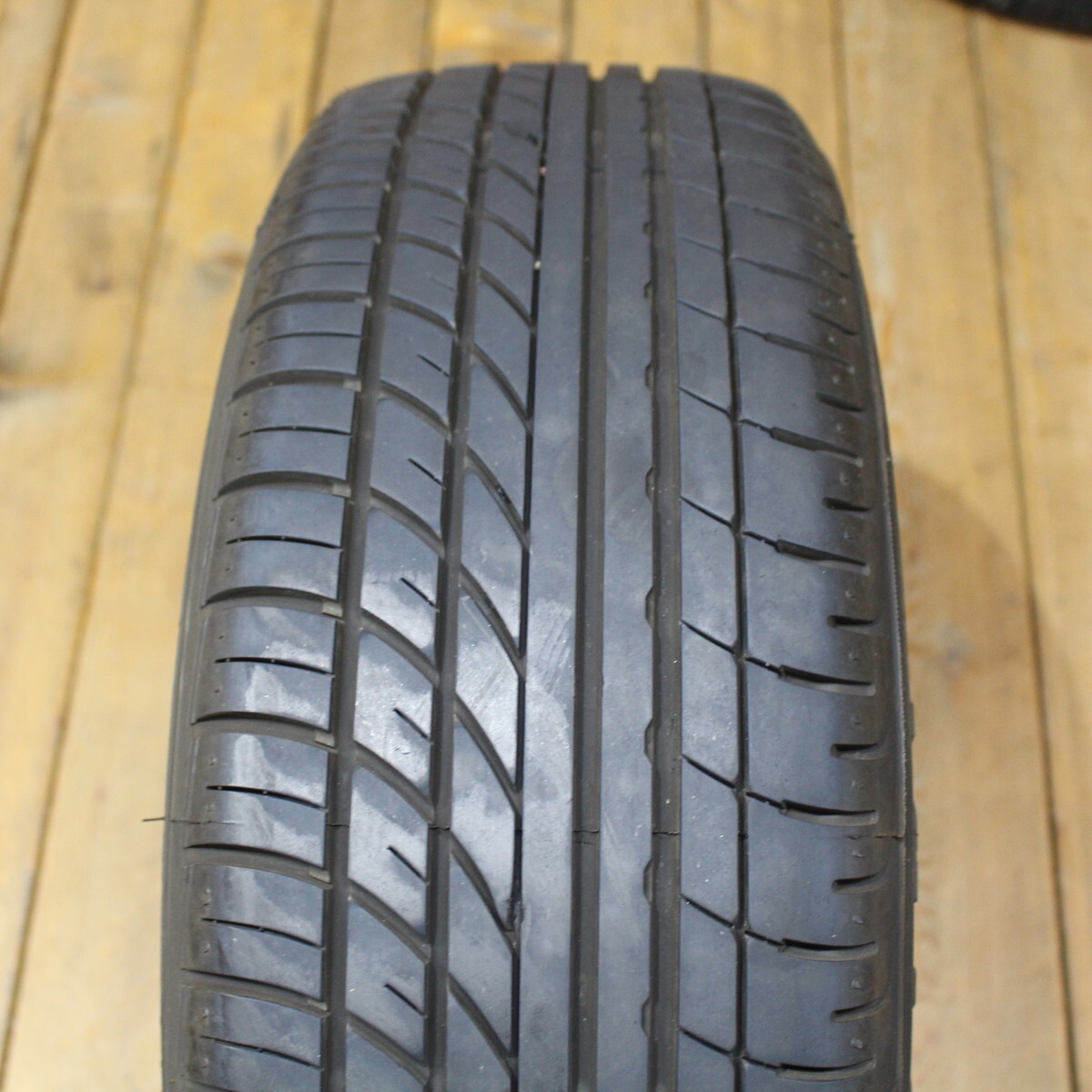 200系 ハイエース NV350 キャラバン 他 YOKOHAMA ヨコハマ パラダ PA03 215/65R16 109/107S ホワイトレター 2023年製 タイヤ 4本SET_画像7