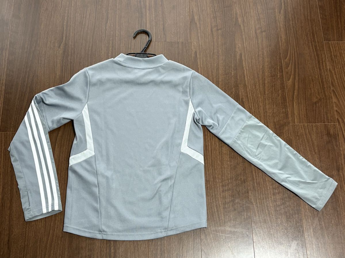 アディダス トレーニングトップ グレー サッカー ジュニア 140サイズ 中古_画像2