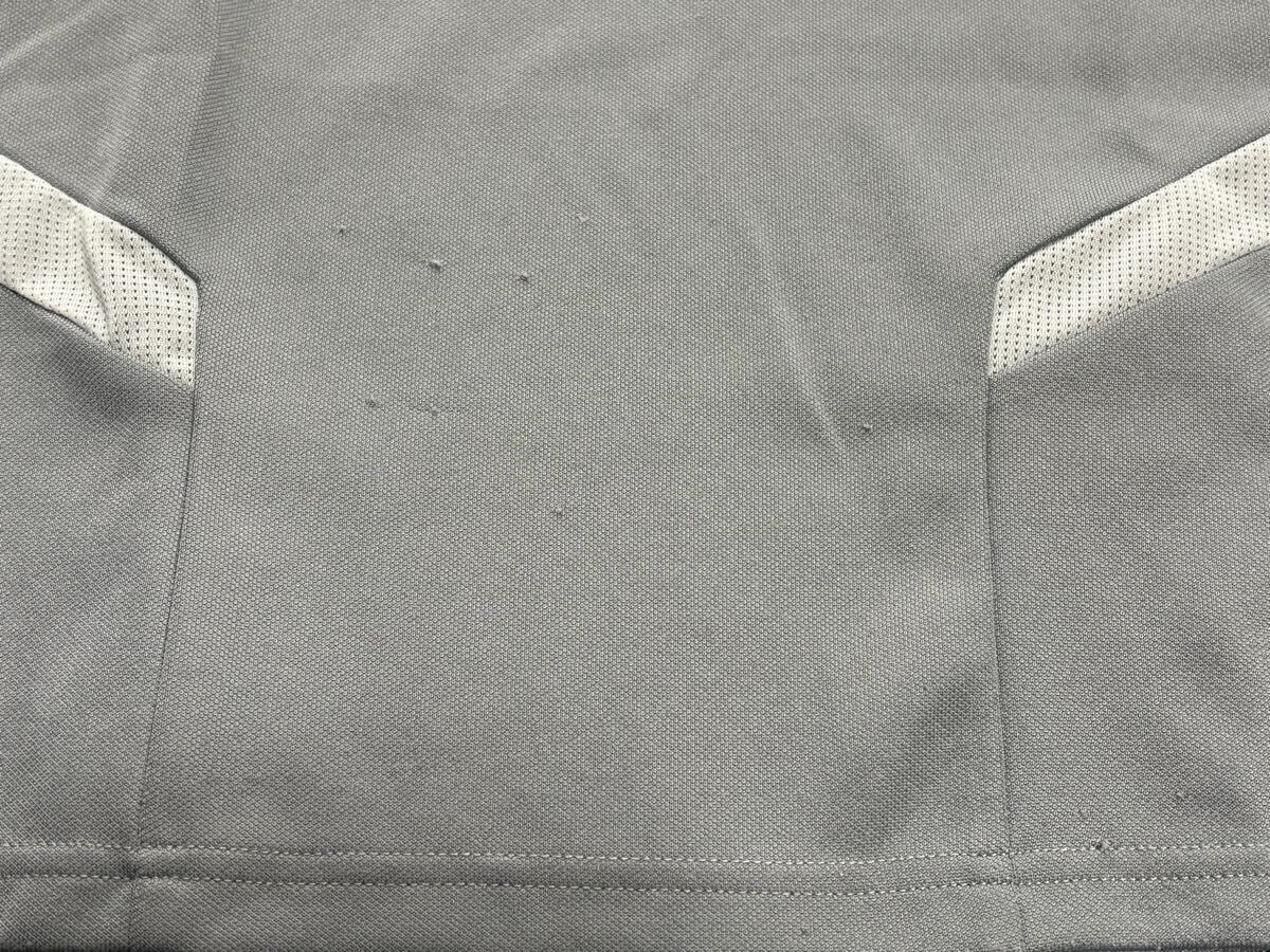 アディダス トレーニングトップ グレー サッカー ジュニア 140サイズ 中古_画像6