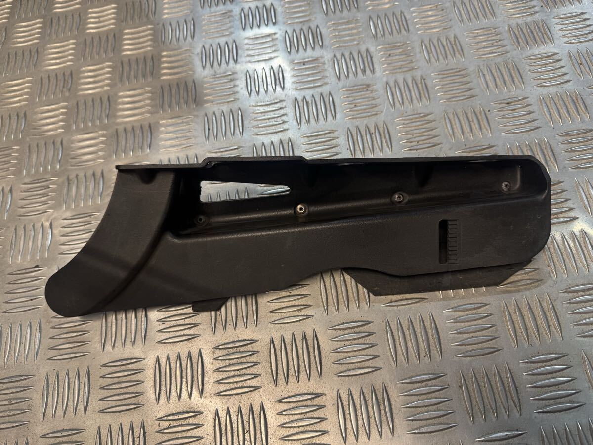 廃番 ハーレー XL XLH 60435-91 ロア ベルトガード 下側 デフレクター 下 60436-91 スポーツスター 883 1200 ベルトカバー 27-1645 ベルト_画像2