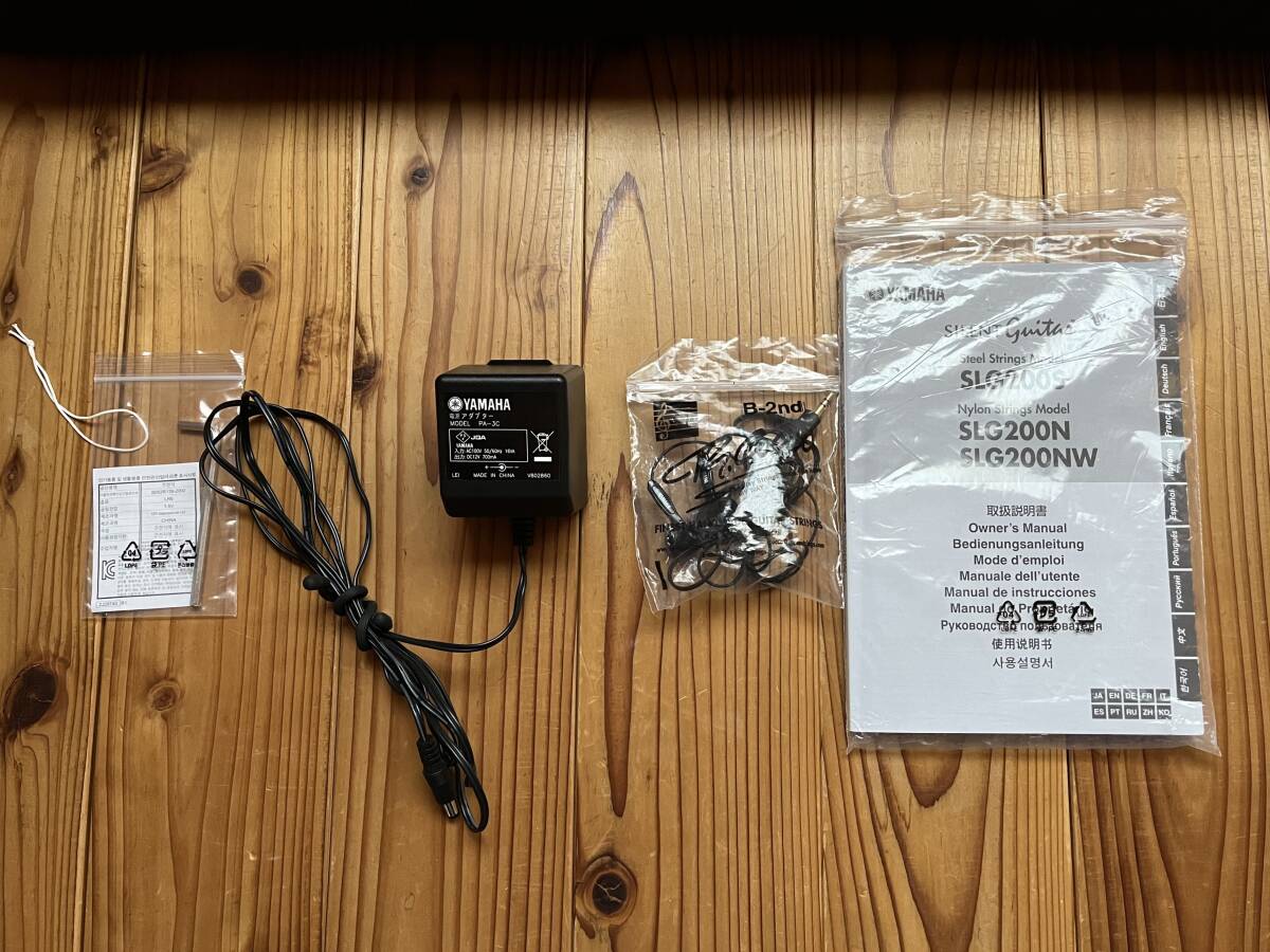 YAMAHA SLG200NW サイレントギター 中古 美品_画像10
