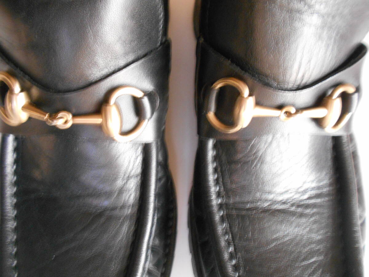 ◆グッチ ゴールド・ホースビット ショートブーツ　４０Ｅ ◇イタリア製　牛革　ブラック　_画像2