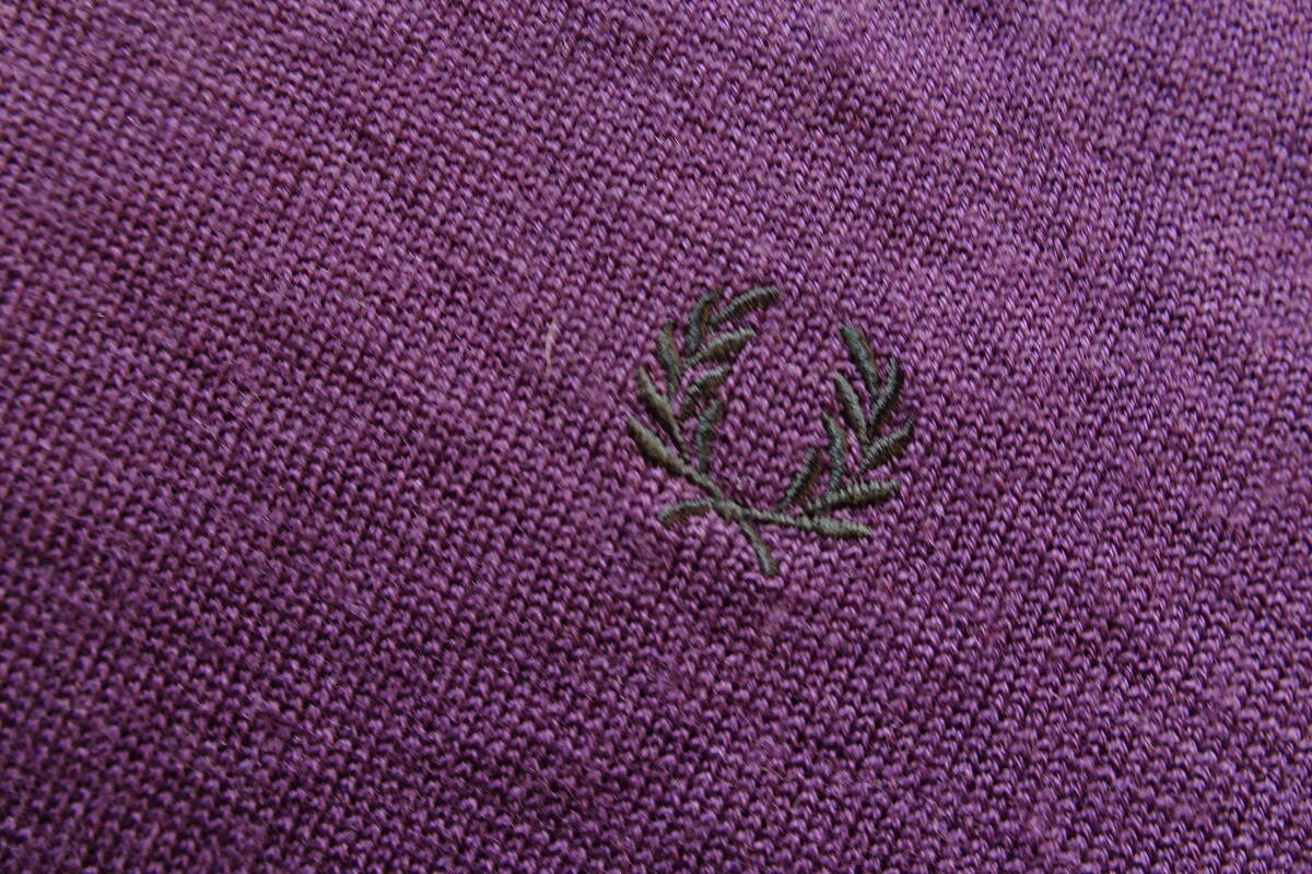 FRED PERRY/フレッドペリー/長袖セーター/薄手ニット/メリノウール/Vネック/ワンポイントししゅう/紫/パープル/Mサイズ(11/26R7)_画像7