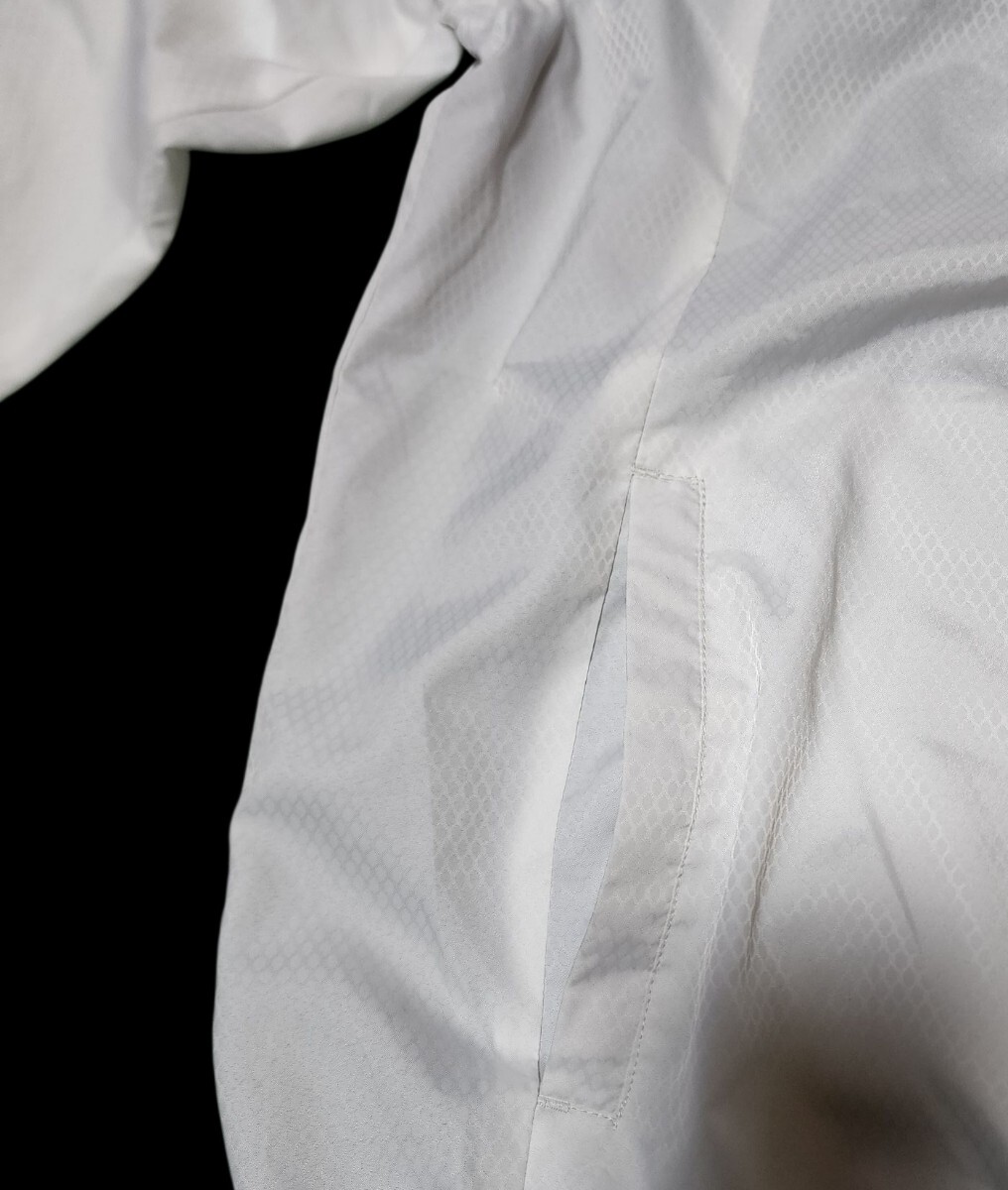 ★ブリヂストンスポーツ　TourB Vネックウインドブレーカー　L ★_画像6