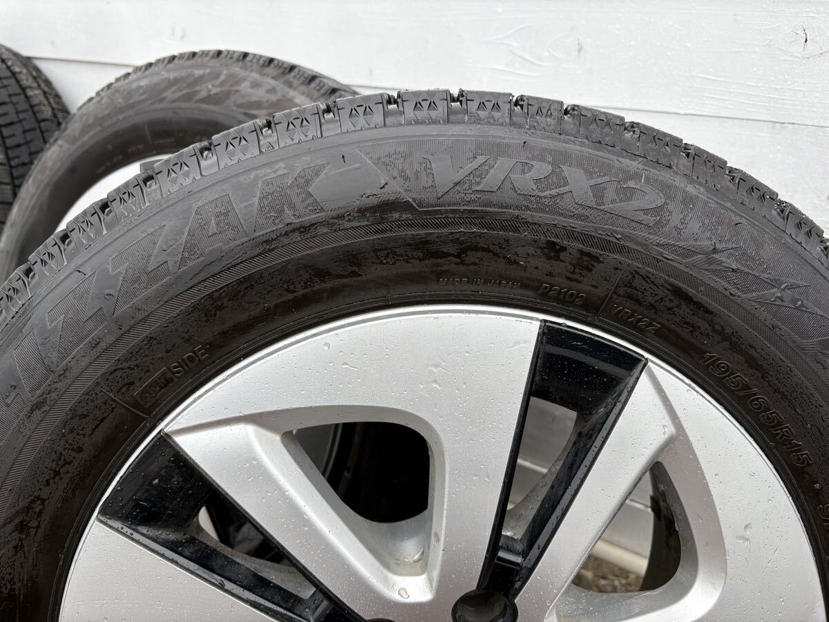 Toyota Prius Bridgestone 195/65R15 BLIZZAK VRX2
