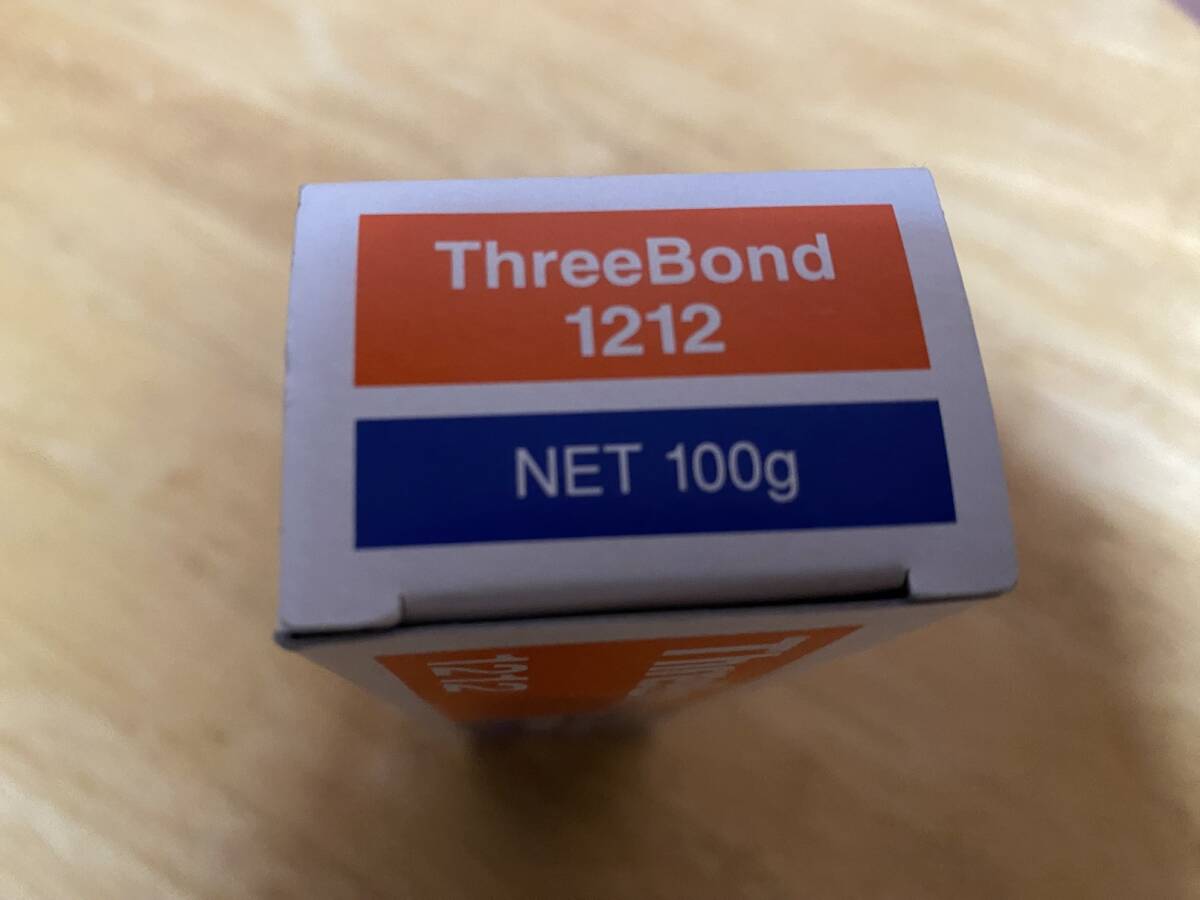 スリーボンド THREEBOND 液状ガスケット TB1212 シリコーン系工業用シール剤 白色 100g 耐熱・耐寒・耐薬品性 保管品_画像6