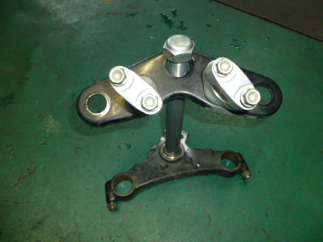 ★XR100Rトップブリッジ ステム検)XR100 APE エイプ 大阪100_画像1